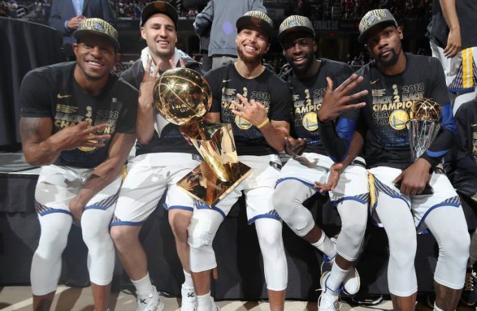 GOLDEN STATE WARRIORS SWEEP CLEVELAND TO WIN BACK-TO-BACK TITLES